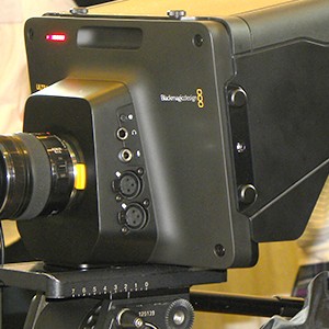Blackmagic Studio Camera 4K〜特徴的な小型ボディにライブ Blackmagic Studio Camera 4K〜特徴的な小型ボディにライブ